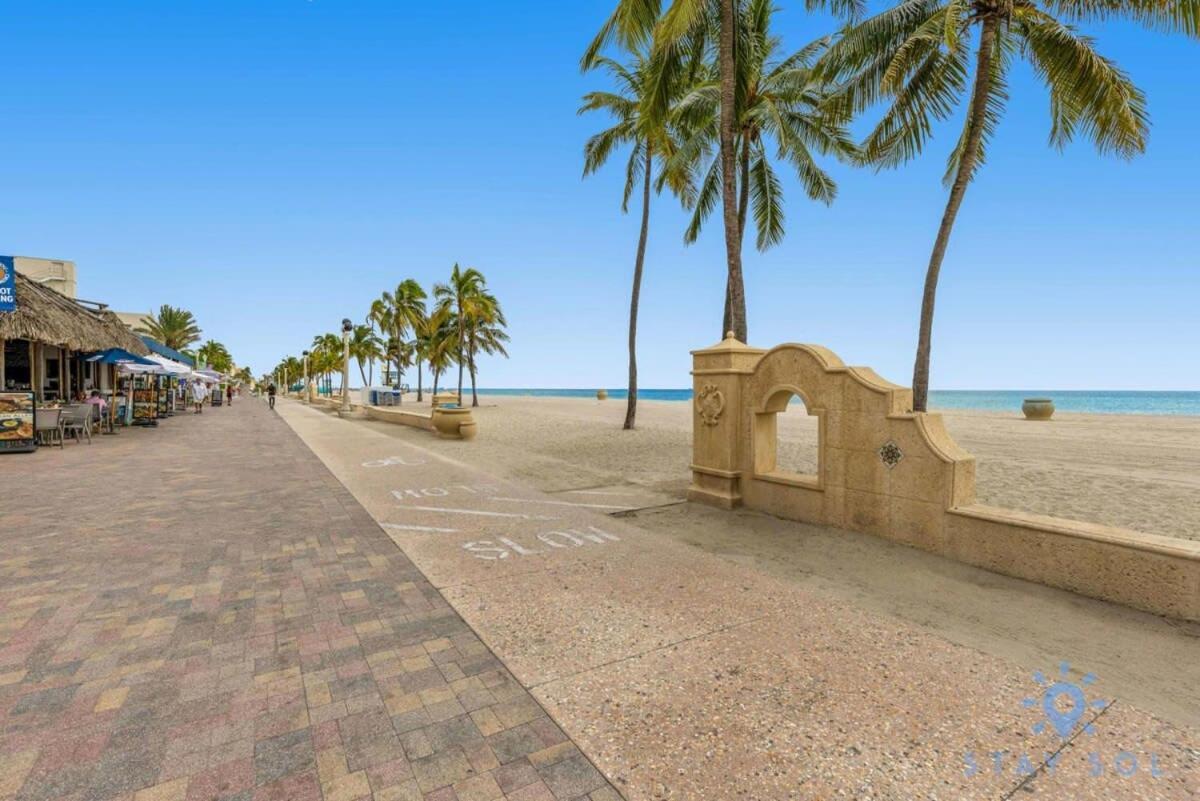 Hollywood Beach Broad - Walk - Amazing Pool - Hot Tub エクステリア 写真